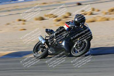 media/Jan-08-2022-SoCal Trackdays (Sat) [[1ec2777125]]/Turn 11 (215pm)/